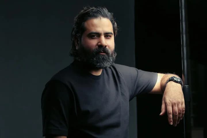 هادی فیض‌آبادی؛ صدای آشنا در کنار ارکستر سمفونیک تهران در «خسوف»