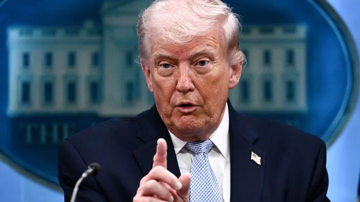 ادعای تازه و عجیب ترامپ درباره تنگه هرمز و مذاکره با ایران؛  امروز صبح با ما تماس گرفتند!