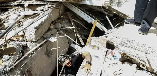 اگر زیر آوار گرفتار شدیم چیکار کنیم؟