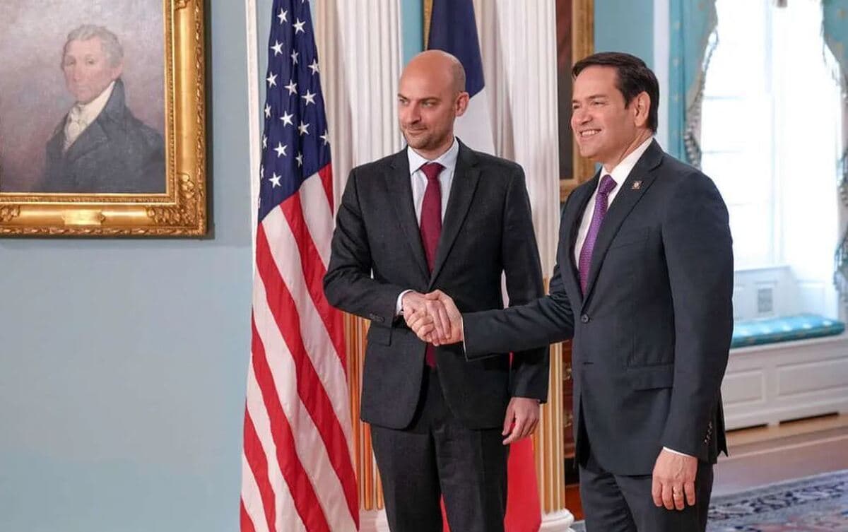 گفتگوی تلفنی وزرای خارجه آمریکا و فرانسه درباره ایران