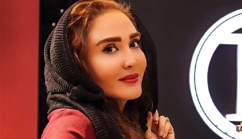 سنگ مزار زهره فکور صبور