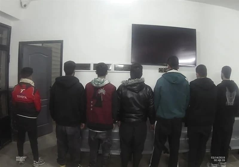 انهدام باند کلاهبرداری شبکه‌ای فروش خودرو/ دستگیری 7 متهم فراری