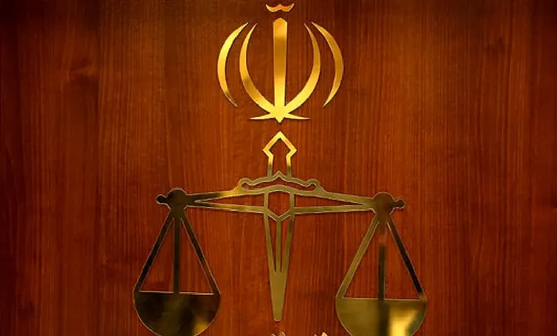 مصادره اموال ایرانیان خارج‌نشینی که با دشمن همکاری می‌کنند