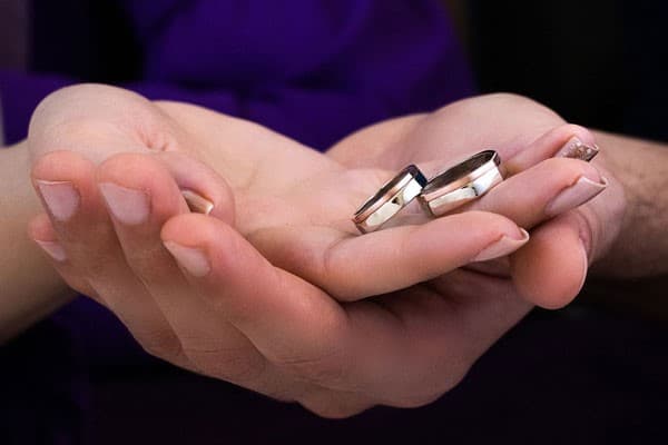 قیمت حلقه ازدواج با طلا ۲۰ میلیونی چقدر می‌شود؟