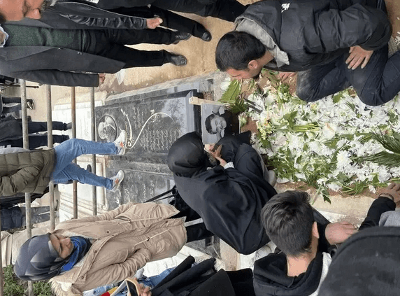 آخرین تصاویر مراسم تشییع پیکر رضا رویگری