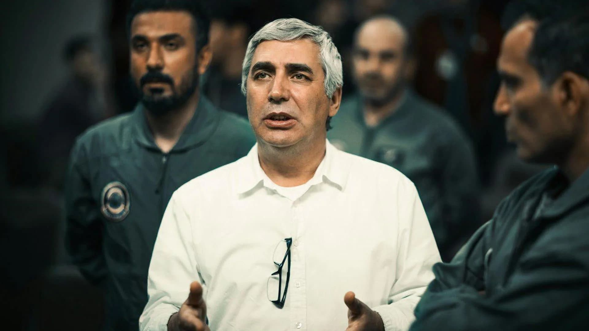 ابراهیم حاتمی کیا: آقا سید مجتبی با صدای رسا این بیعت را فریاد میزنم