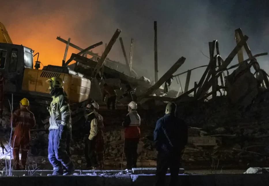 حملات شبانه به یک کارخانه در تهران + عکس