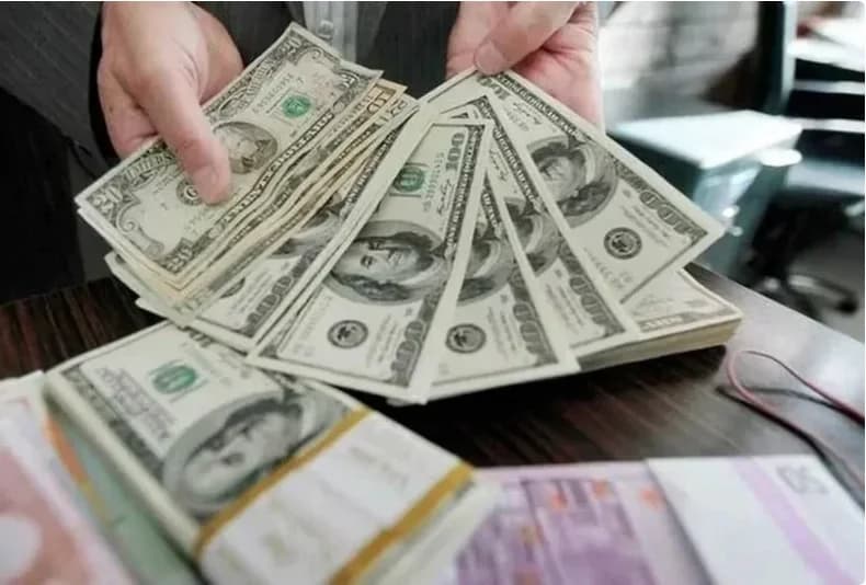 قیمت دلار و یورو امروز 7 تیر 1405 / ورود پرشتاب دلار به کانال 170