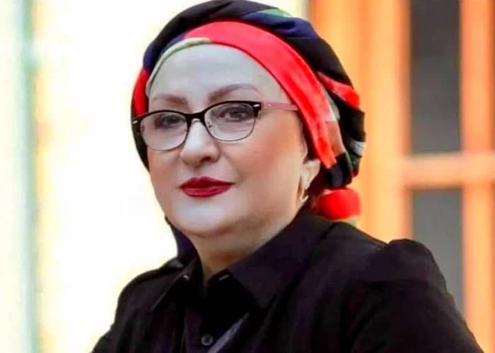 جشن شب سال نو میلادی مریم امیر جلالی با کلاه بابانوئل