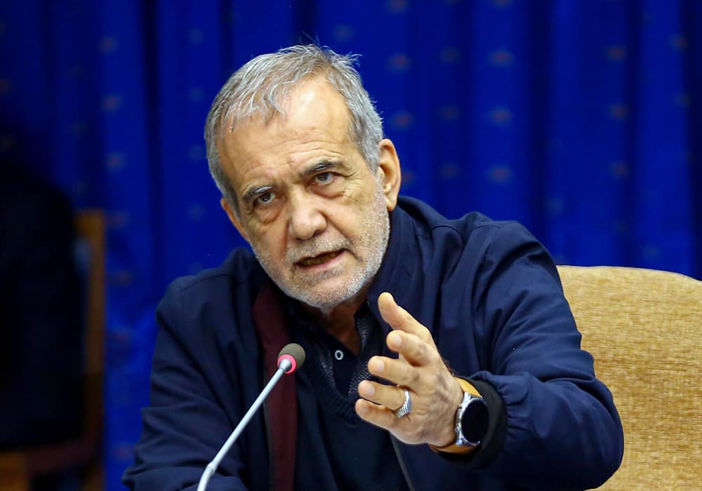 دیدار دکتر پزشکیان با خانواده شهید مسیحی