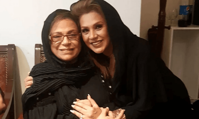 سفر در زمان| نسرین مقانلو با کلاه خلبانی و در کابین هواپیما