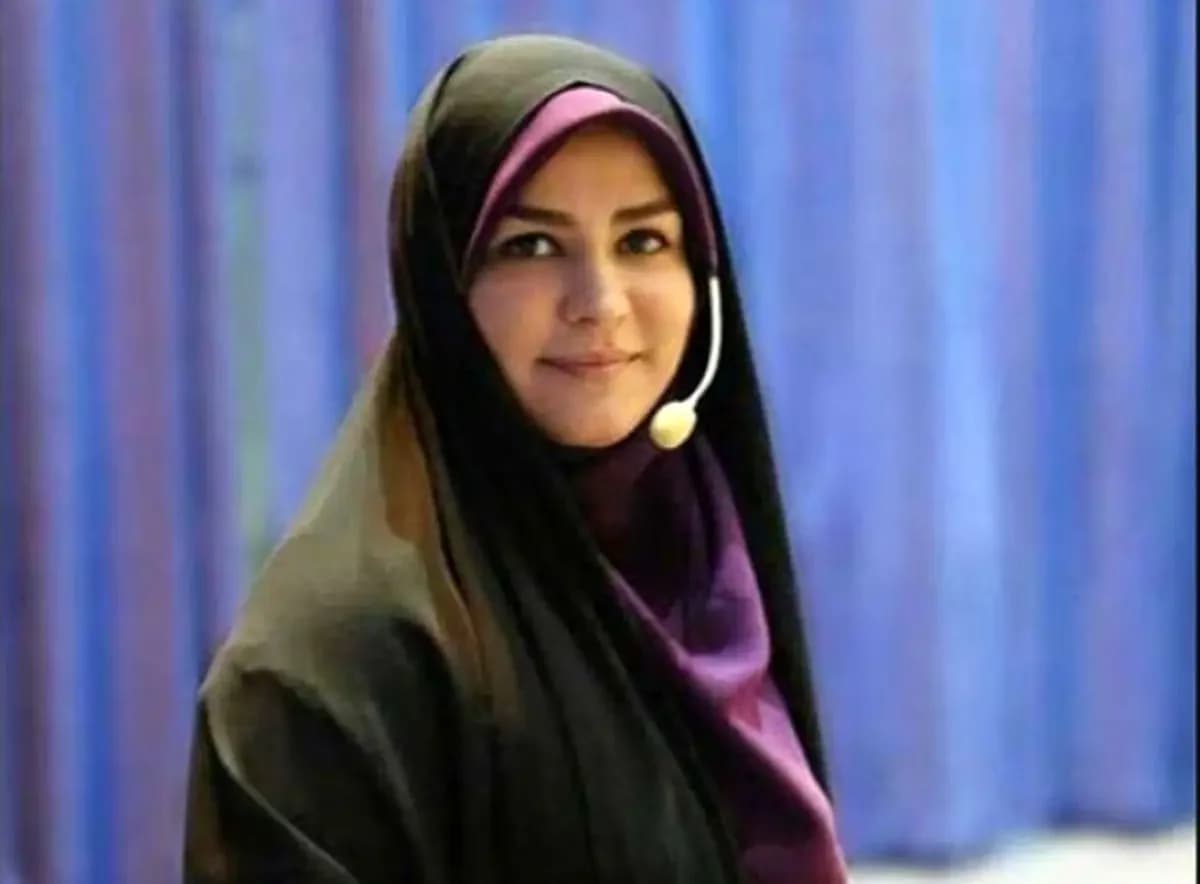 سفر در زمان | سلفی سحر امامی و خبرنگار آمریکایی