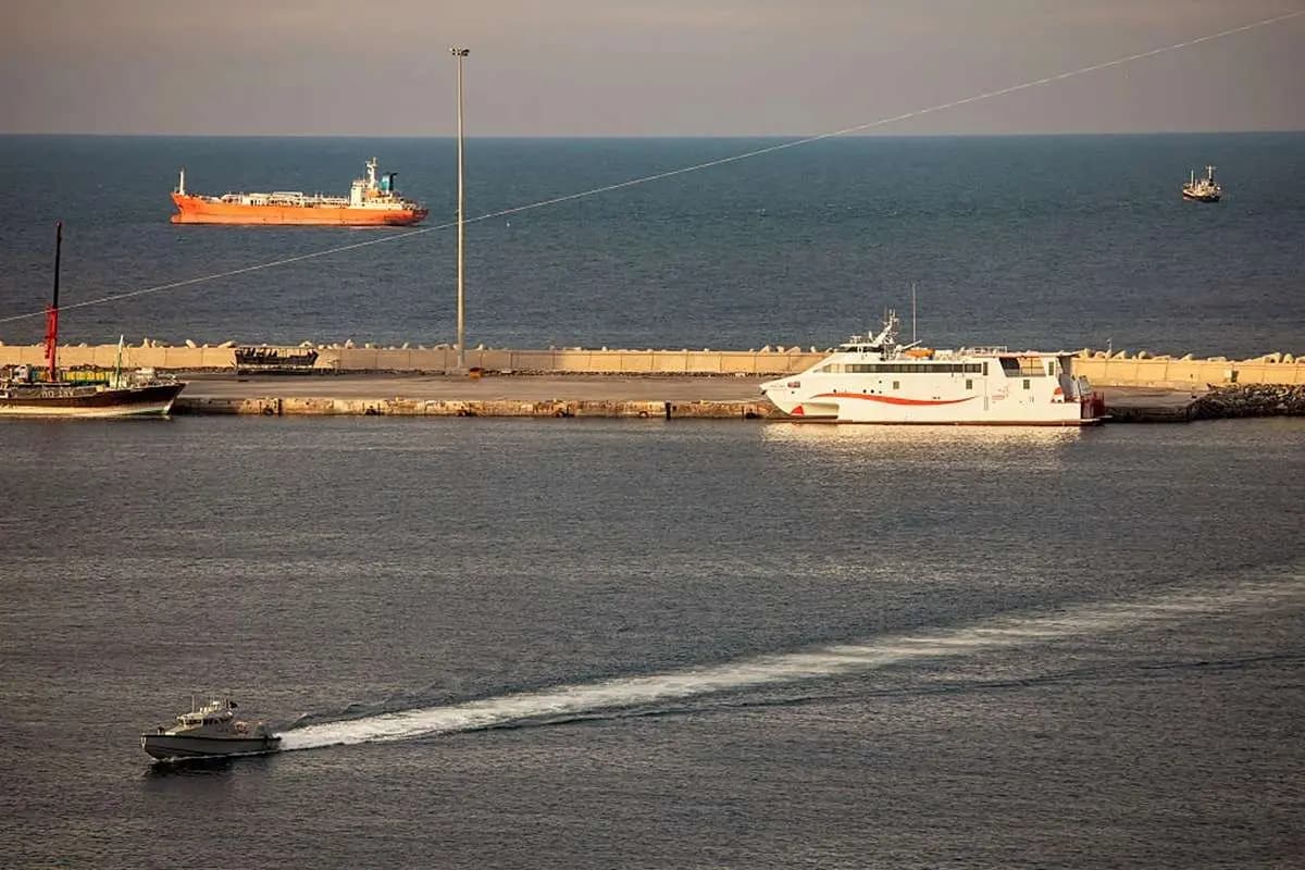 محدودیت مجدد در تنگه هرمز پس از حمله اسرائیل به لبنان