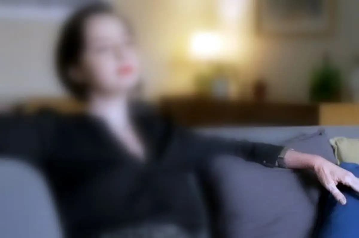 بیماری ترانه علیدوستی چیست؟ | چرا دست‌های ترانه پیر شده است؟