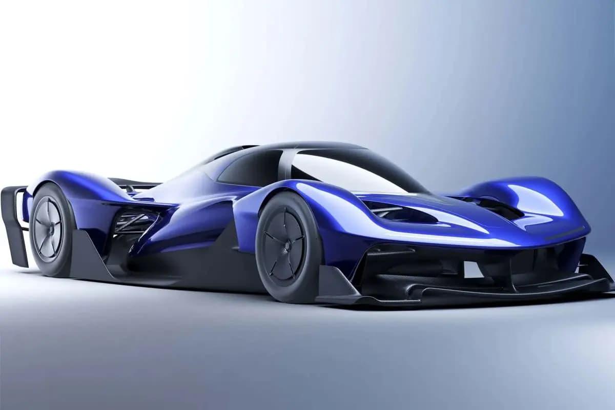 ابرخودروی ردبول به میدان آمد