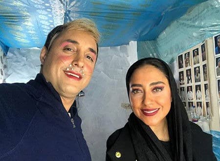 استایل جالب امیرحسین رستمی با شلوارک/ آقای بازیگر کنار ماشین صورتی و مکان فانتزی چه ژستی گرفته!!