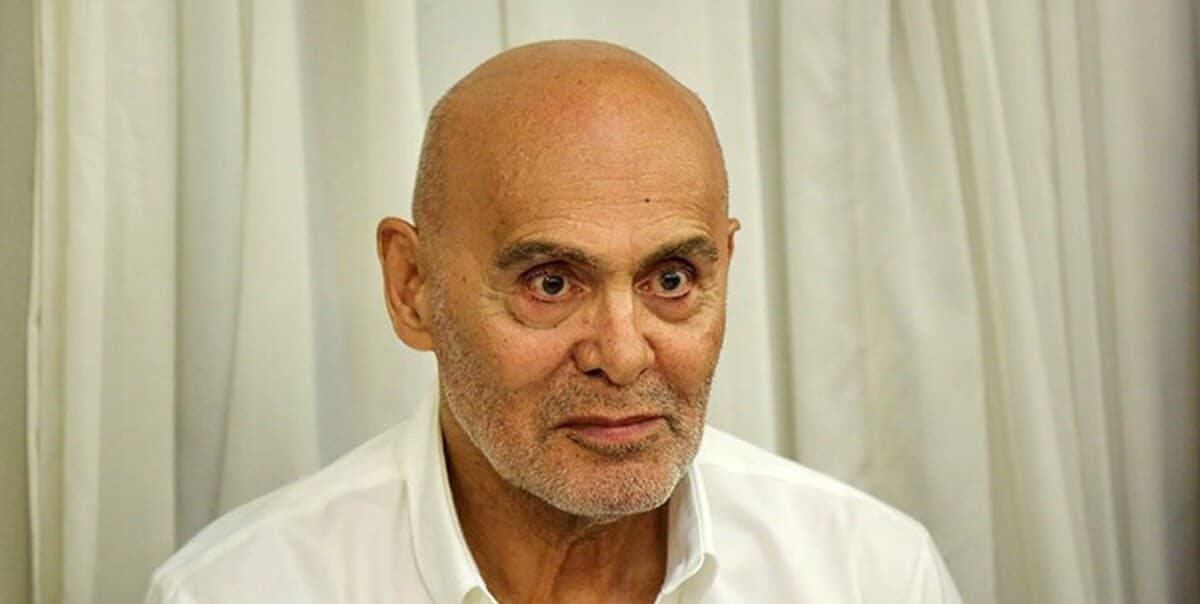 عکس| جمشید هاشم‌پور در میان حافظان امنیت ایران