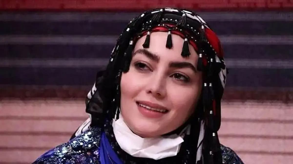 استایل هدیه بازوند روژان سریال نون خ با لباس و آرایش کردی