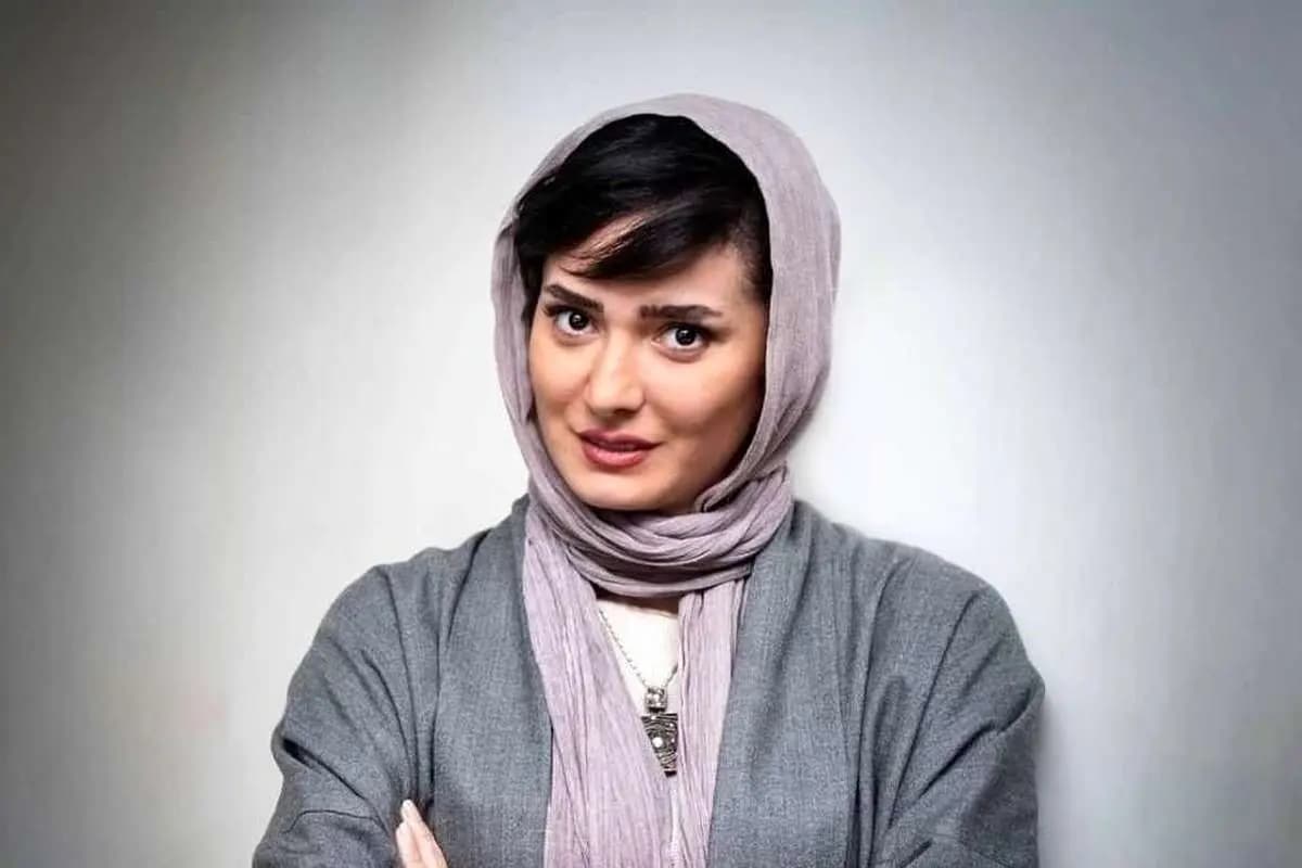 عکس| استایل جذاب مینا وحید بازیگر کلاغ در ترکیه