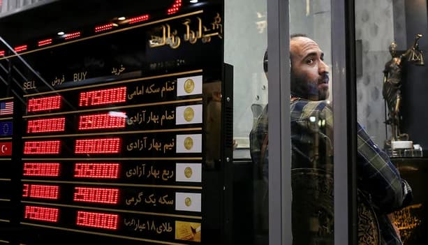 آخرین قیمت طلا و دلار امروز یکشنبه 23 فروردین۱۴۰۴