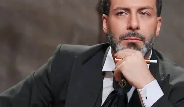 دانلود فیلم گفتگو مجید واشقانی با همسر بیژن مرتضوی/ راه من راه همون خواننده معروف لس آنجلسیه!