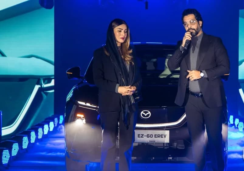 مزدا EZ-60  شاسی‌بلند لوکس ژاپنی / هدیه لاکچری کامران تفتی به همسرش متین ستوده + عکس