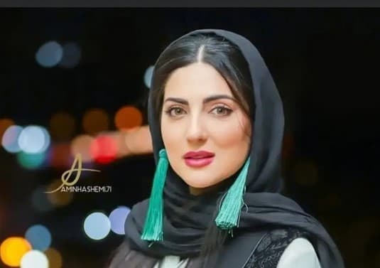 استایل‌های خاص پریچهر سریال «هشت پا» در انتخاب مانتوهای مجلسی/ هلیا امامی با مانتوهای بلند چقدر خوش‌فرم دیده می‌شود! + تصاویر