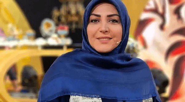 چیدمان خانه زیبا و بسیار ایرانی المیرا شریفی مقدم/ از مبلمان چوبی ساده تا فرش های تبریزی