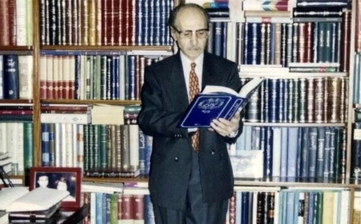 اولین اتومبیل چه زمانی وارد ایران شد و از چه مدلی بود؟