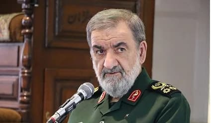 رضایی: اجازه نمیدهیم آمریکا با یک اقدام نمایشی از منطقه فرار کند
