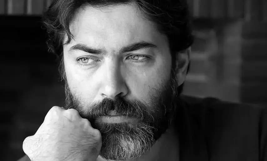 پارسا پیروزفر ۲۲ ساله، در اولین فیلم سینمایی که بازی کرد