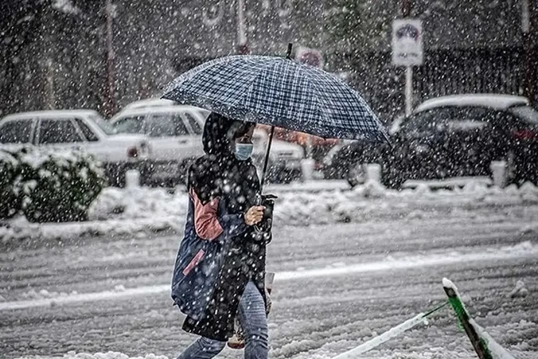 برف و کولاک در ارتفاعات طی امروز و فردا/ هواشناسی هشدار صادر کرد