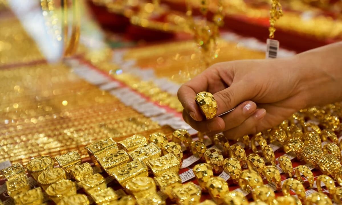 آخرین پیش بینی قیمت طلا و سکه امروز ۵ خرداد ۱۴۰۵ / طلا بخریم یا صبر کنیم؟