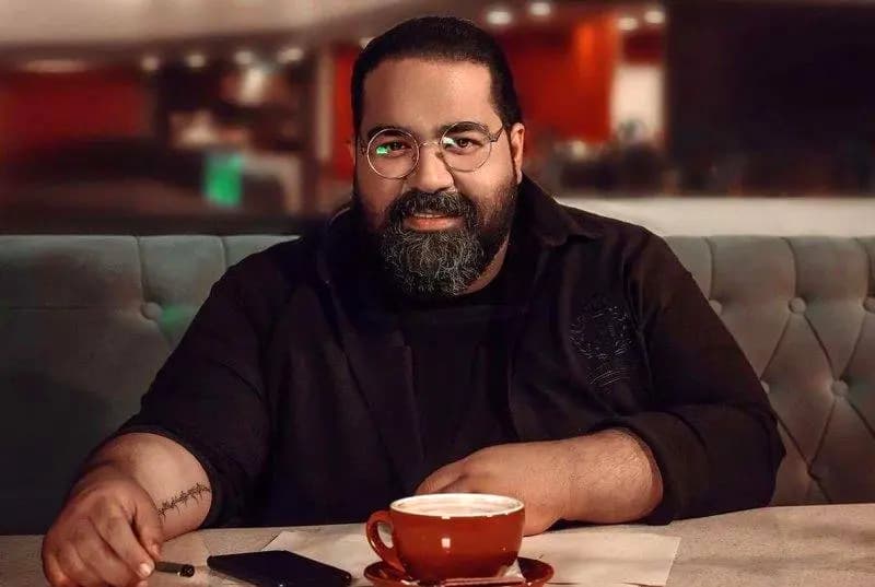 دانلود آهنگ رضا صادقی من ادامه میدمت + متن
