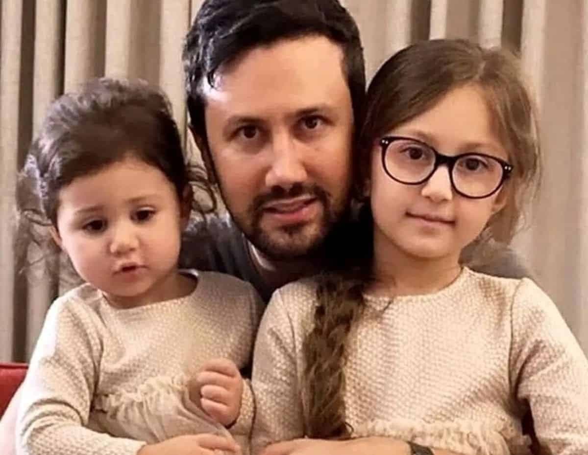 بیوگرافی شاهرخ استخری؛ از ازدواج با بلاگر معروف تا امپراتوری طلا و شعبه های طلا فروشیش!