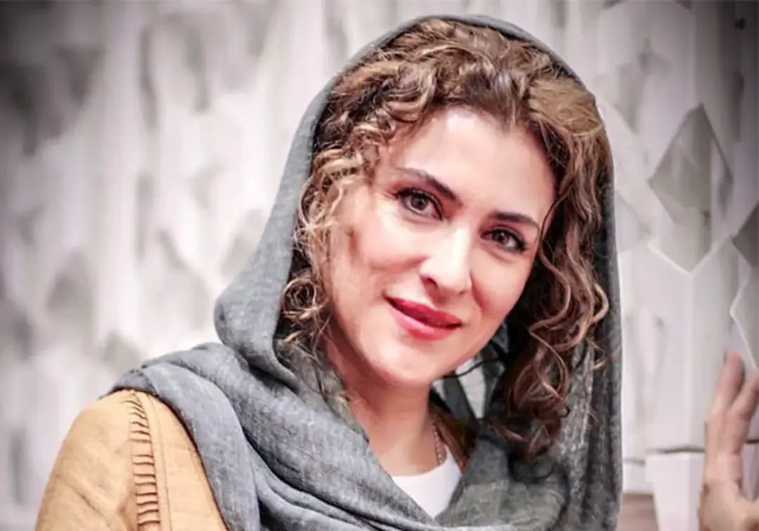 سفر به دیروز| چهره خشن «ویشکا آسایش» در 28 سالگی و با شمشیری روی دوشش،25سال پیش