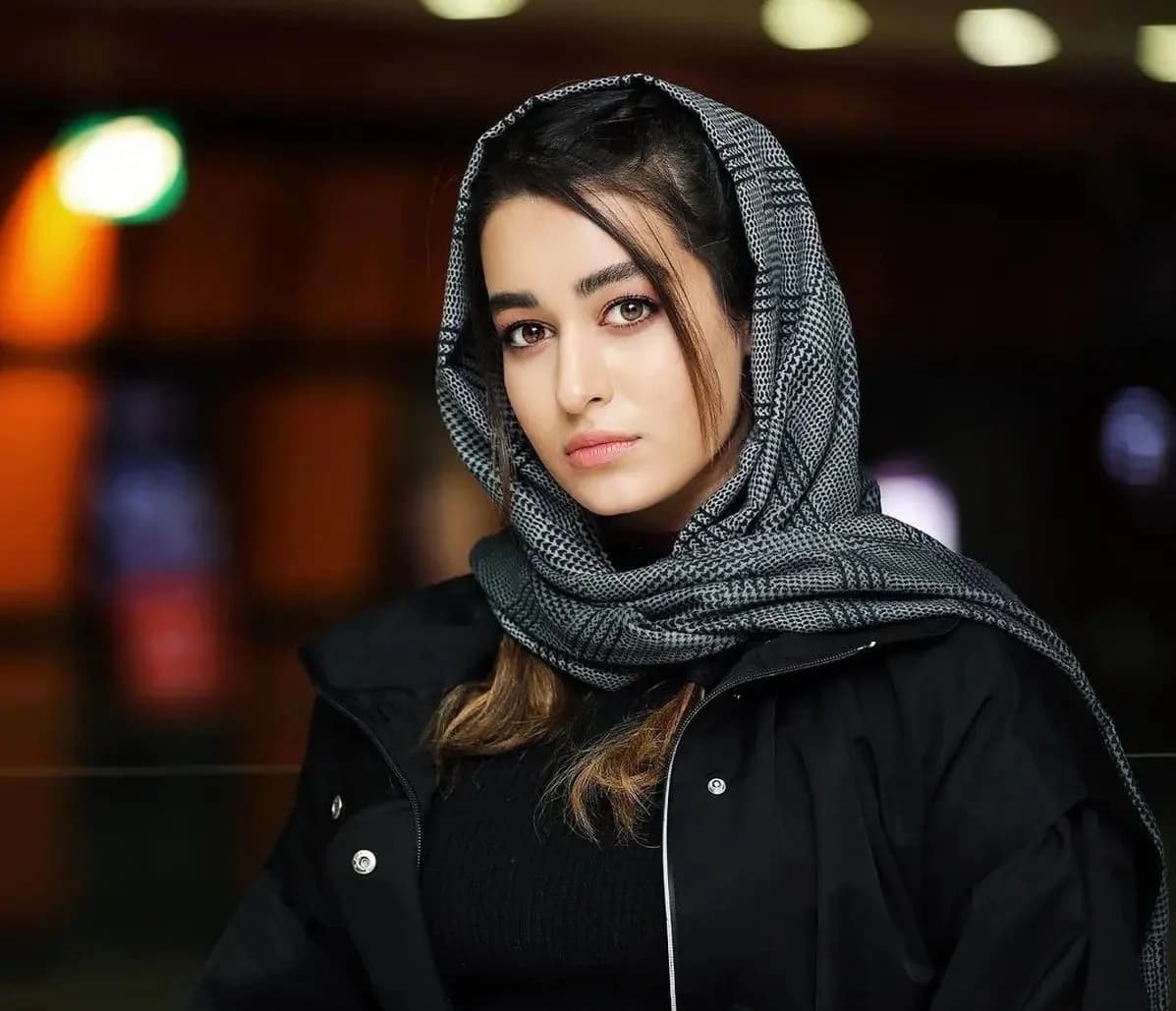 بیوگرافی مه لقا مینوش زاد بازیگر سریال بیگانگان