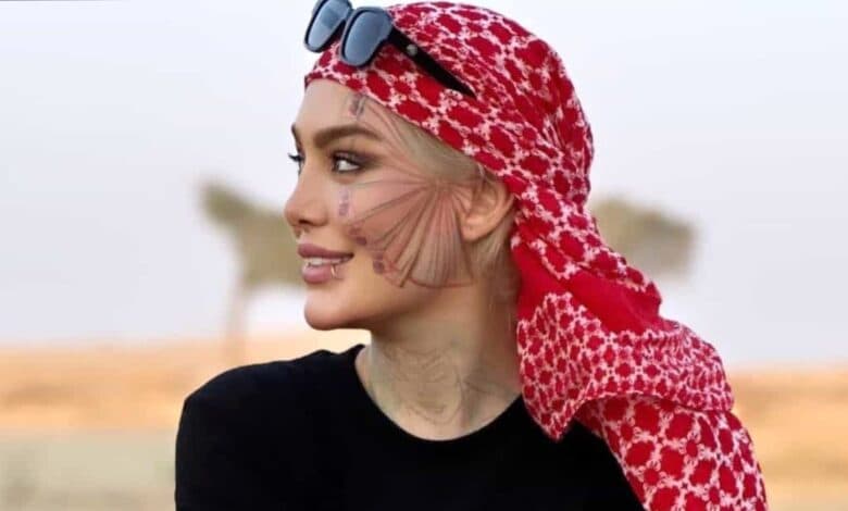 عکس|  سحر قریشی و تینا آخوندتبار در باشگاه بوکس