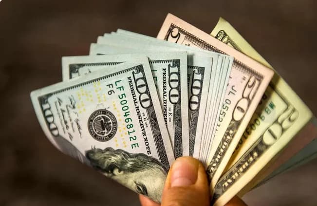 آخرین قیمت دلار امروز شنبه 19 اردیبهشت/ دلار بازار آزاد چند؟