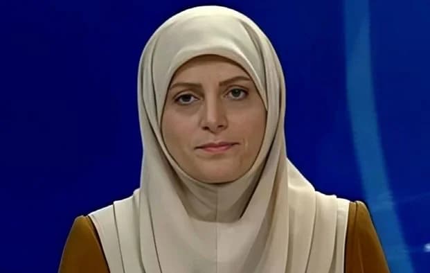 چهره جدید و عجیب «سودابه حسنی دخت» گوینده شبکه خبر بعد 10 سال در 54 سالگی + بیوگرافی