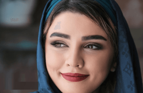 نگاهی به استایل شیک و پوشیده سیما خضرآبادی مناسب مجالس اعیانی