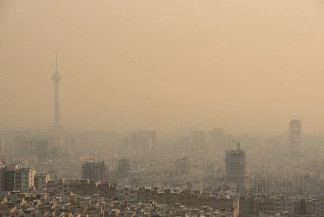 گردوخاک، عامل ثبت آلوده‌ترین روز سال در تهران