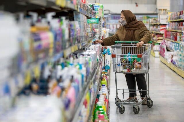 خبر مهم برای مشمولان کالابرگ/ کدام دهک ها از امروز می توانند کالابرگ بگیرند؟