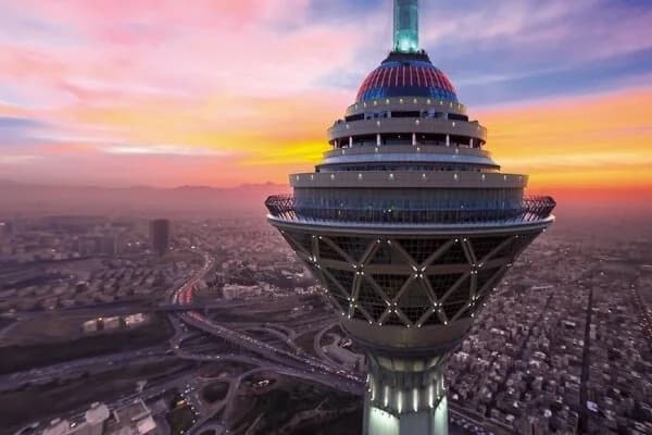 تهران نفس کشید؛ اما منطقه 21 پایتخت همچنان آلوده‌ترین نقطه شهر است