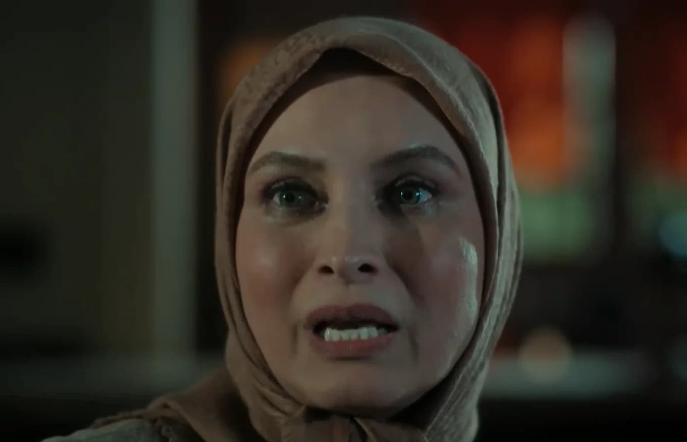 سفر در زمان | مریم کاویانی بازیگر بیگانگان در دبی کنار مرد عرب