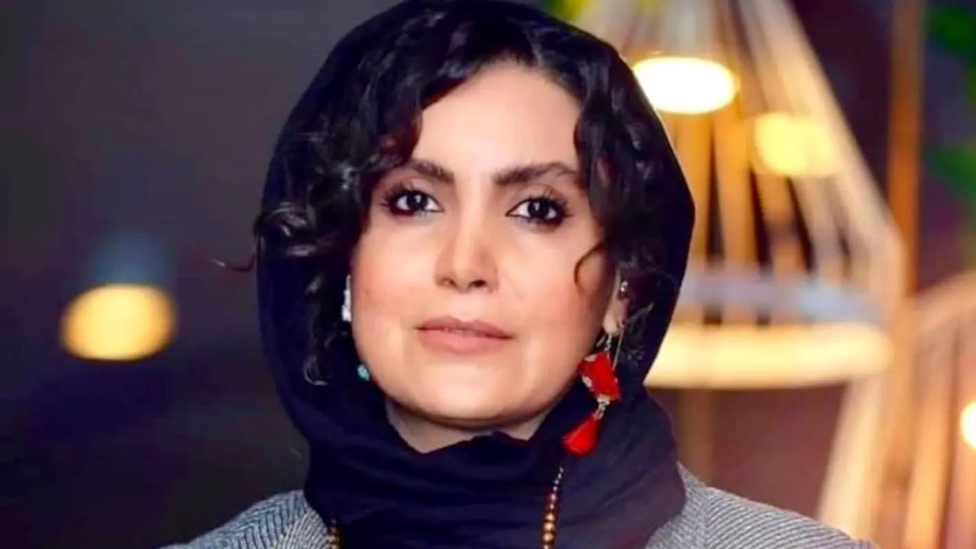 قاب خانوادگی| خواهر موبلوند سامیه لک