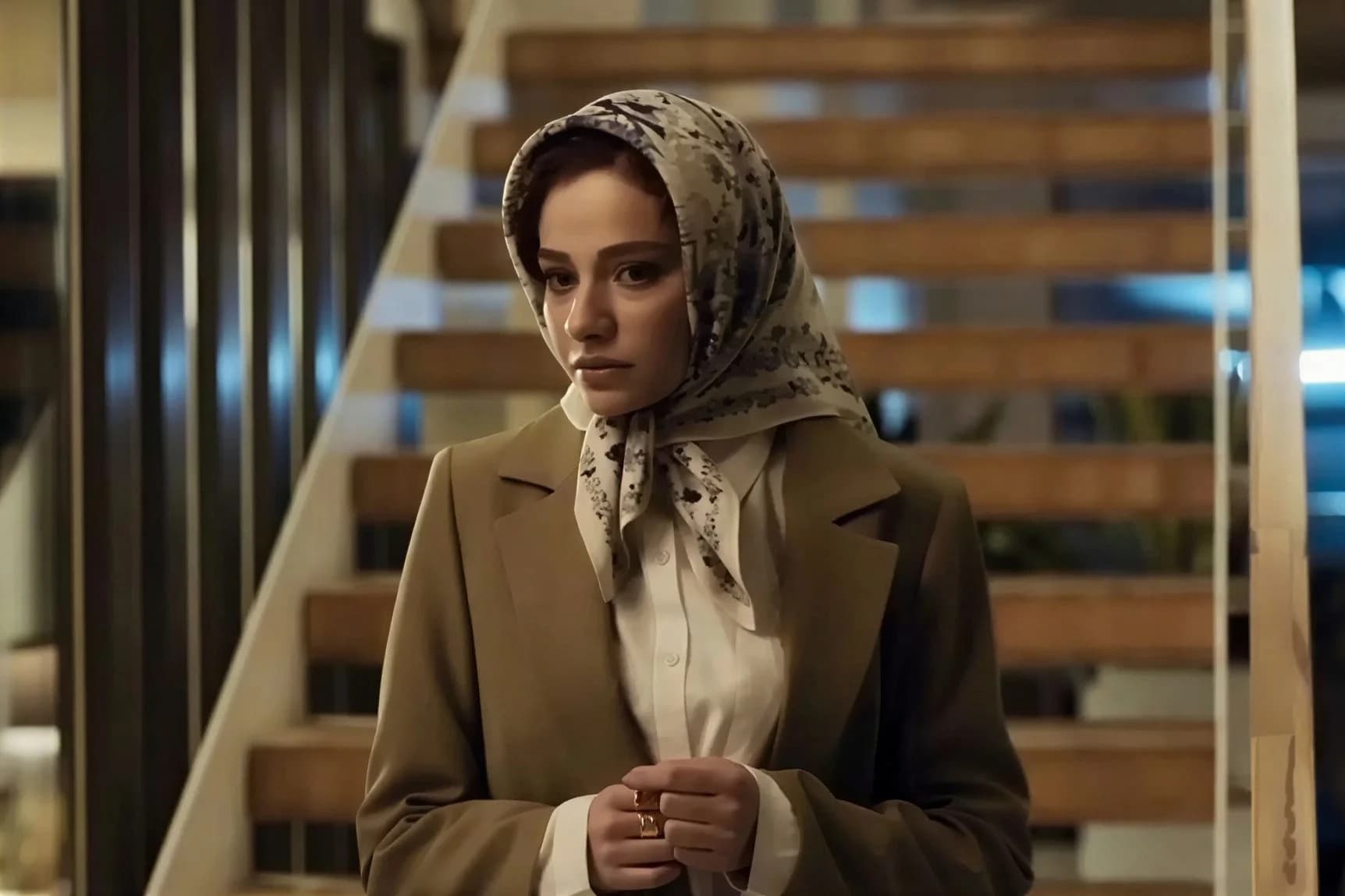 بیوگرافی مهتاب ثروتی عاطفه سریال بی عاطفه