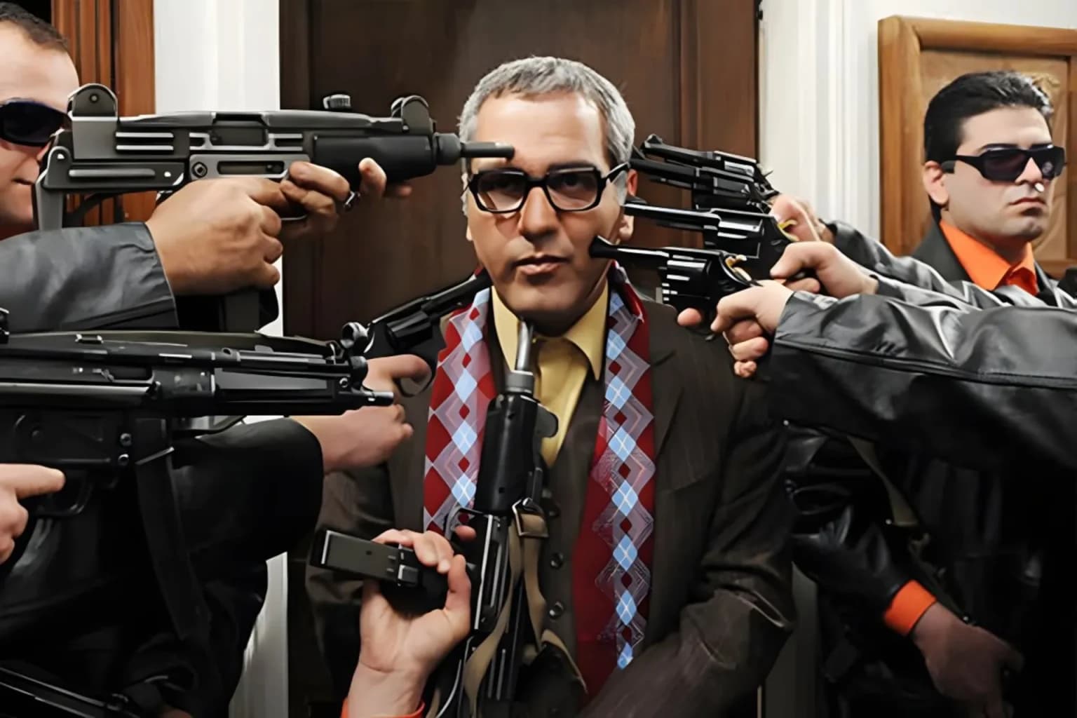 بهترین سریال های کمدی ایرانی (۱۸ سریال طنز قدیمی و جدید)