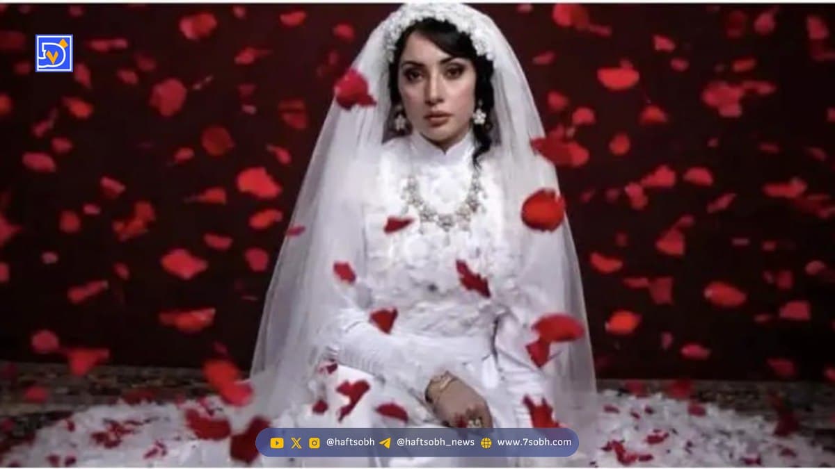 تصاویر دیده نشده از ترلان پروانه با لباس عروس!