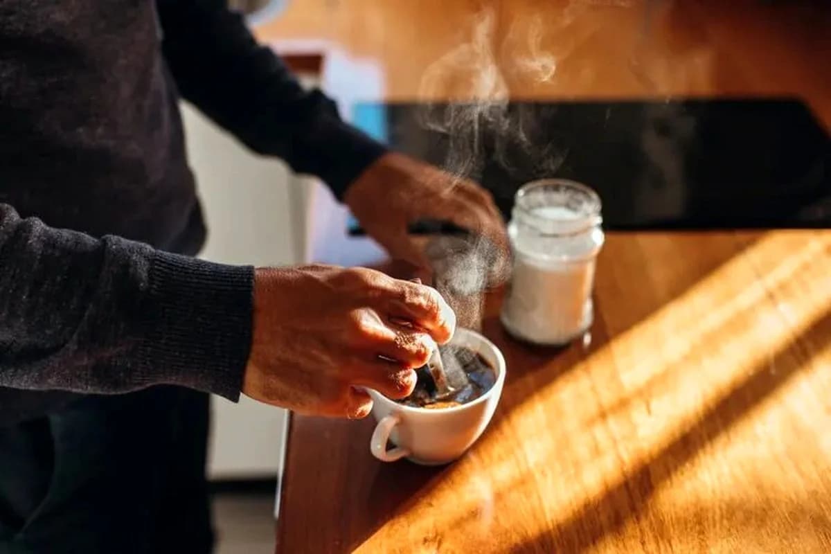 آیا بدون خواب کافی، قهوه می‌تواند مغز را نجات دهد؟
